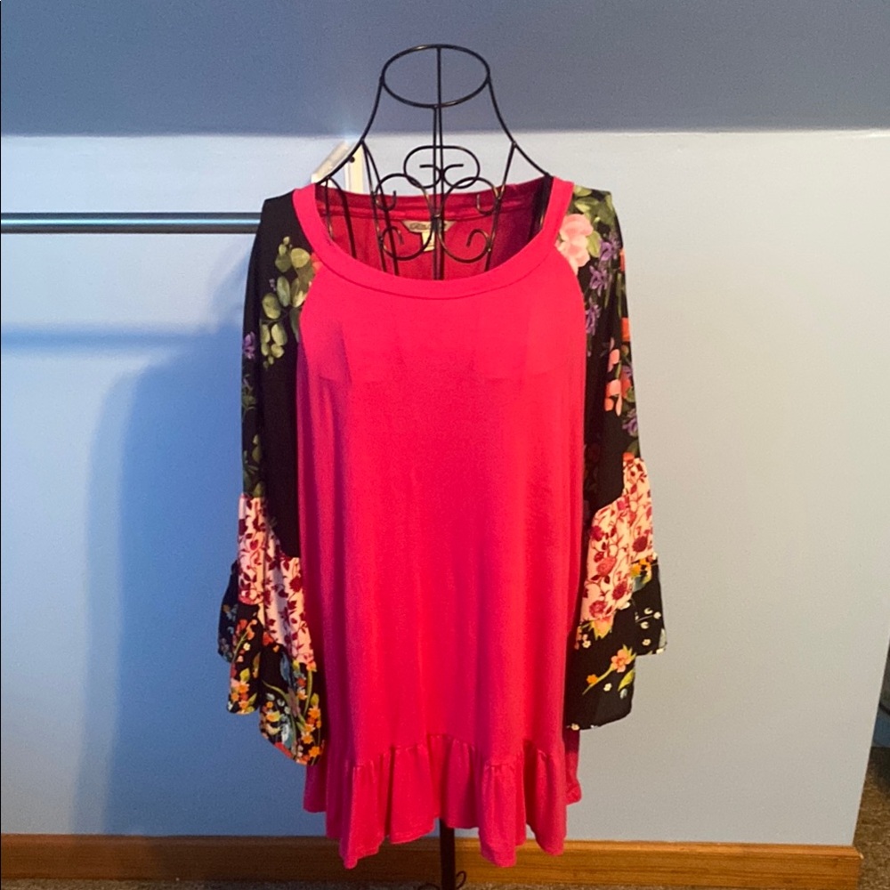 The Pioneer Woman Pink Ruffled 3/4 Sleeve Tunic EUC